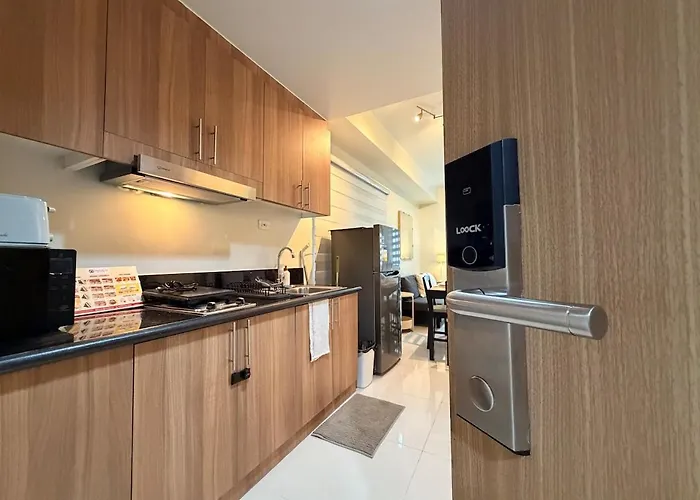 Shore3 Residences Rm 1262 Spacious Big Cut Unit By Prime Moa Apartment Manila