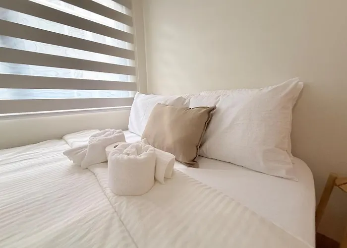 Shore3 Residences Rm 1262 Spacious Big Cut Unit By Prime Moa Apartment *