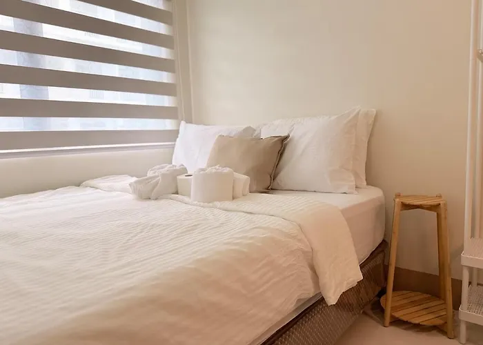 Apartment Shore3 Residences Rm 1262 Spacious Big Cut Unit By Prime Moa