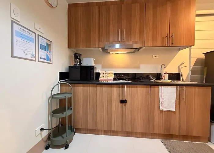 Shore3 Residences Rm 1262 Spacious Big Cut Unit By Prime Moa Manila