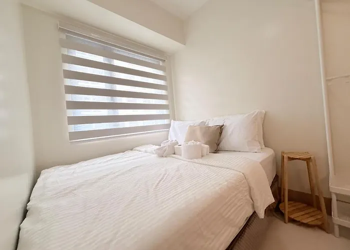 Shore3 Residences Rm 1262 Spacious Big Cut Unit By Prime Moa Apartment *
